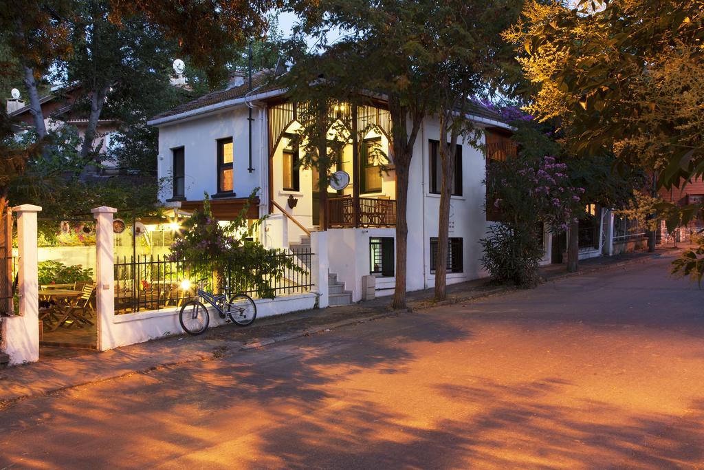 Orhan Kutbayin Evi อดาลาร์ ภายนอก รูปภาพ